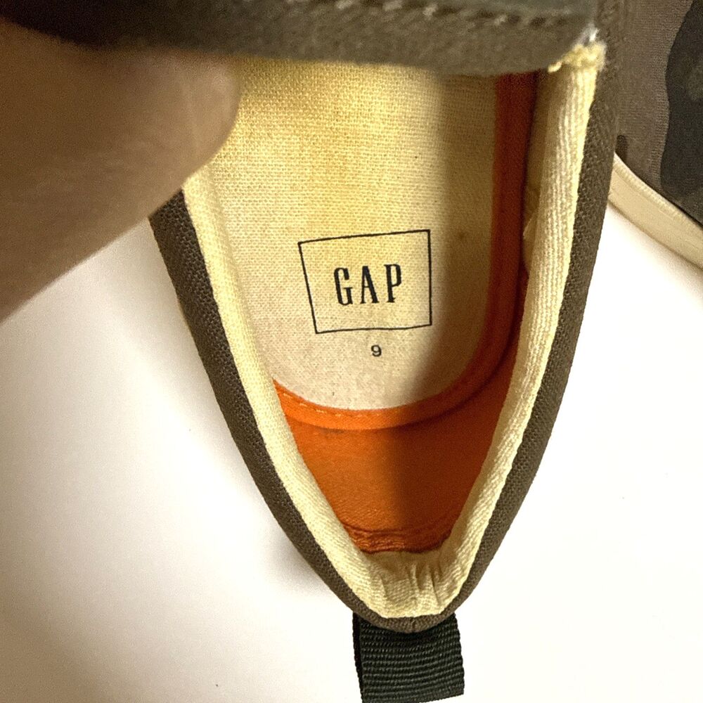 GAP Men’s Slip-On Canvas Sneakers Green Camouflage Size 9 Casual Loafers - Picture 7 of 8